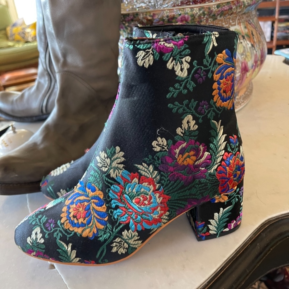 Embroidered short boots sz 39 - Picture 3 of 6